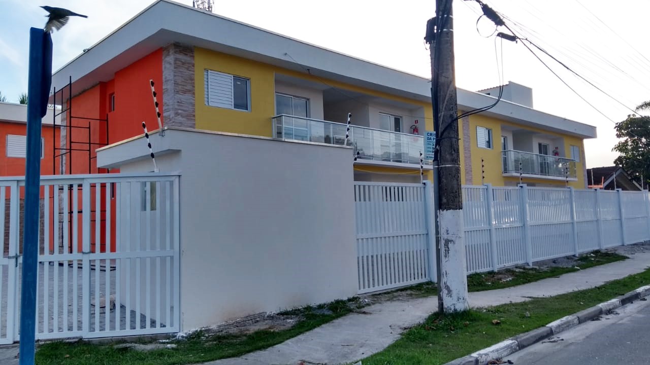 Casa Sobreposta de Világio com 2 dorms (1 suíte), Centro, Bertioga – R$ 320 mil, Cod: 986